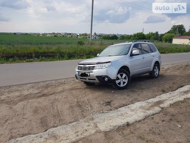 Сірий Субару Forester, об'ємом двигуна 2 л та пробігом 159 тис. км за 10999 $, фото 1 на Automoto.ua