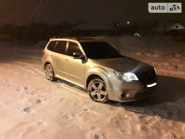 Сірий Субару Forester, об'ємом двигуна 2.5 л та пробігом 87 тис. км за 12500 $, фото 1 на Automoto.ua