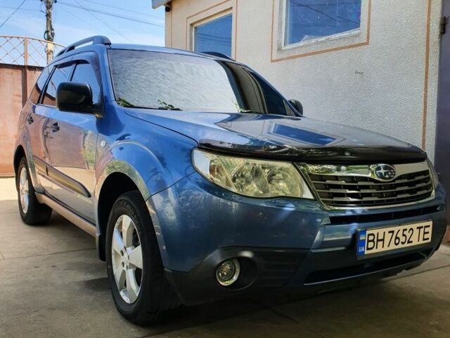 Синій Субару Forester, об'ємом двигуна 2 л та пробігом 173 тис. км за 7900 $, фото 1 на Automoto.ua