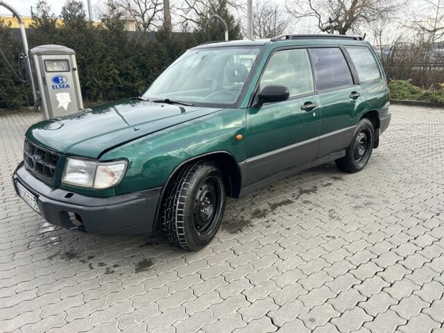 Зеленый Субару Форестер, объемом двигателя 2 л и пробегом 320 тыс. км за 3300 $, фото 1 на Automoto.ua