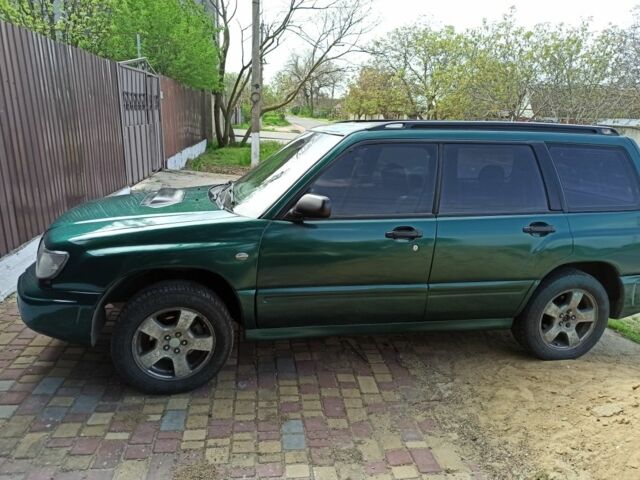 Зелений Субару Forester, об'ємом двигуна 2 л та пробігом 336 тис. км за 3400 $, фото 1 на Automoto.ua