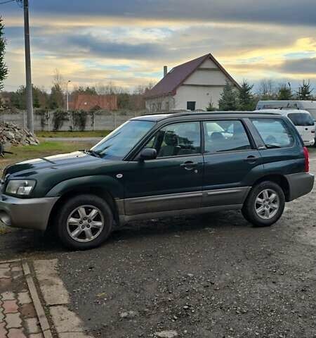 Зелений Субару Forester, об'ємом двигуна 2 л та пробігом 200 тис. км за 2500 $, фото 1 на Automoto.ua