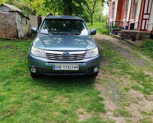 Зелений Субару Forester, об'ємом двигуна 1.99 л та пробігом 200 тис. км за 8600 $, фото 1 на Automoto.ua