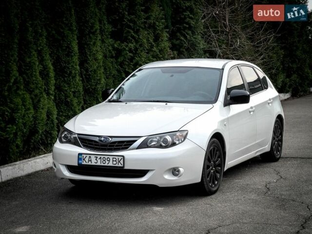 Білий Субару Імпреза, об'ємом двигуна 2 л та пробігом 148 тис. км за 6500 $, фото 1 на Automoto.ua