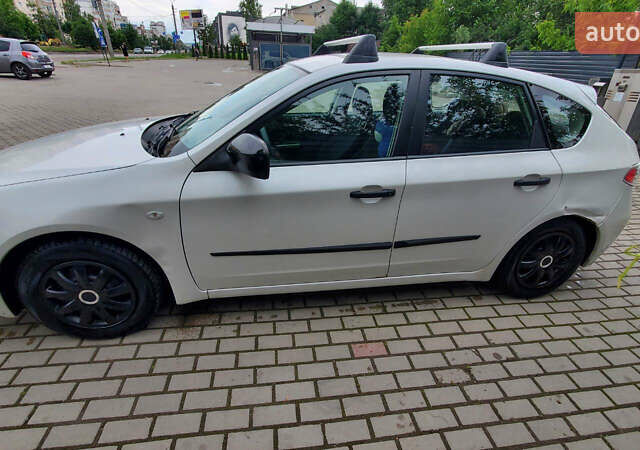 Білий Субару Імпреза, об'ємом двигуна 1.5 л та пробігом 210 тис. км за 5500 $, фото 1 на Automoto.ua