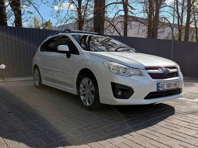 Белый Субару Импреза, объемом двигателя 2 л и пробегом 170 тыс. км за 8900 $, фото 1 на Automoto.ua