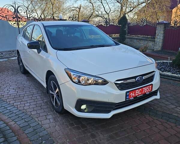 Белый Субару Импреза, объемом двигателя 2 л и пробегом 56 тыс. км за 13800 $, фото 1 на Automoto.ua