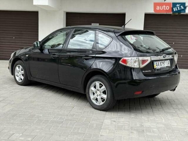 Черный Субару Импреза, объемом двигателя 1.5 л и пробегом 205 тыс. км за 5200 $, фото 1 на Automoto.ua