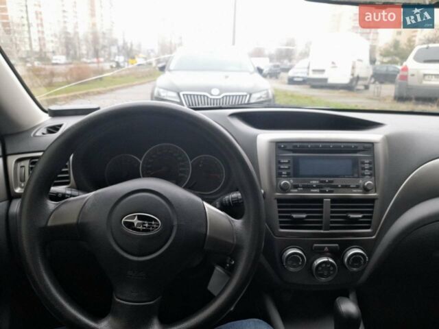 Серый Субару Импреза, объемом двигателя 1.5 л и пробегом 218 тыс. км за 5000 $, фото 1 на Automoto.ua