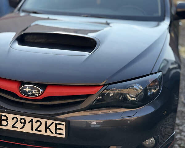 Сірий Субару Імпреза, об'ємом двигуна 2 л та пробігом 257 тис. км за 6900 $, фото 1 на Automoto.ua