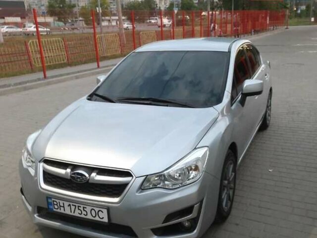 Серый Субару Импреза, объемом двигателя 2 л и пробегом 212 тыс. км за 9000 $, фото 1 на Automoto.ua