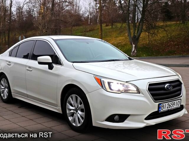 Білий Субару Легасі, об'ємом двигуна 2.5 л та пробігом 240 тис. км за 8999 $, фото 1 на Automoto.ua