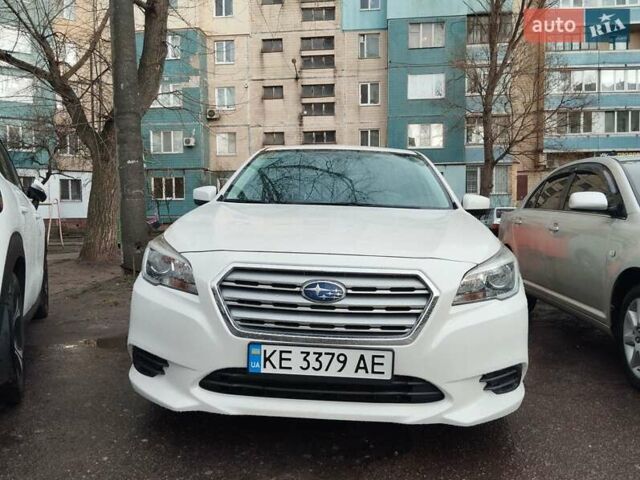 Білий Субару Легасі, об'ємом двигуна 2.5 л та пробігом 180 тис. км за 13300 $, фото 1 на Automoto.ua