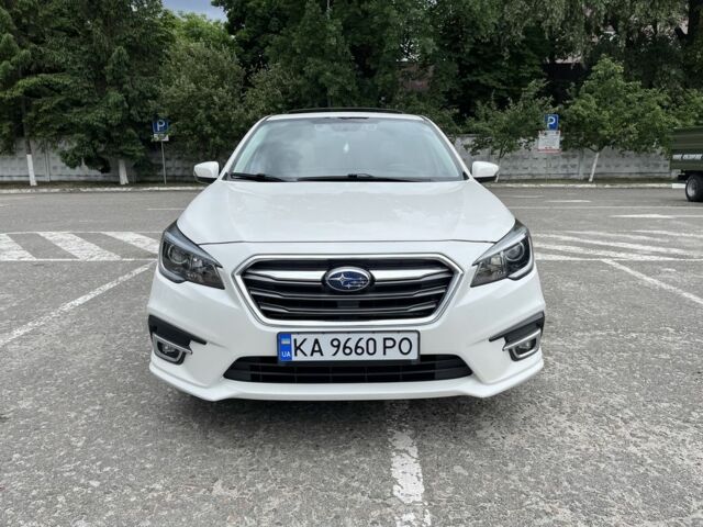 Білий Субару Легасі, об'ємом двигуна 2.5 л та пробігом 173 тис. км за 11500 $, фото 1 на Automoto.ua