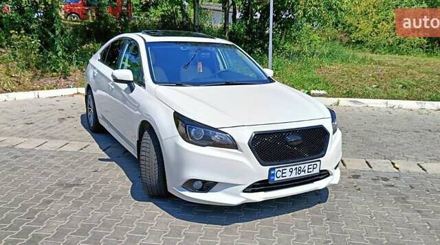 Белый Субару Легаси, объемом двигателя 2.5 л и пробегом 125 тыс. км за 12500 $, фото 1 на Automoto.ua