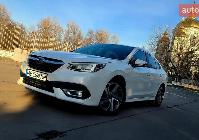 Білий Субару Легасі, об'ємом двигуна 2.4 л та пробігом 22 тис. км за 18700 $, фото 1 на Automoto.ua