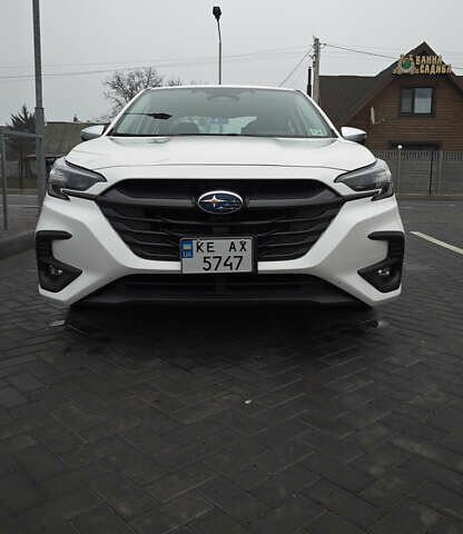 Білий Субару Легасі, об'ємом двигуна 2.4 л та пробігом 12 тис. км за 28700 $, фото 1 на Automoto.ua