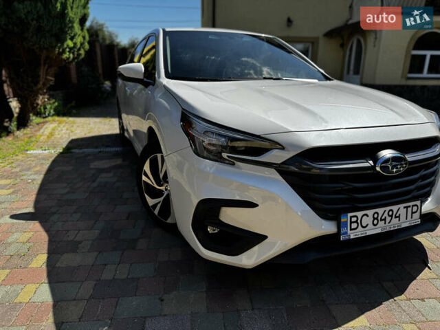 Білий Субару Легасі, об'ємом двигуна 2.5 л та пробігом 14 тис. км за 23800 $, фото 1 на Automoto.ua