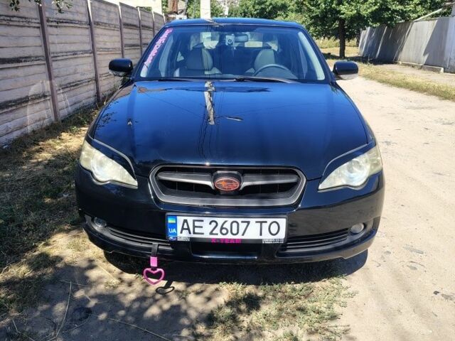Черный Субару Легаси, объемом двигателя 3 л и пробегом 257 тыс. км за 5996 $, фото 1 на Automoto.ua