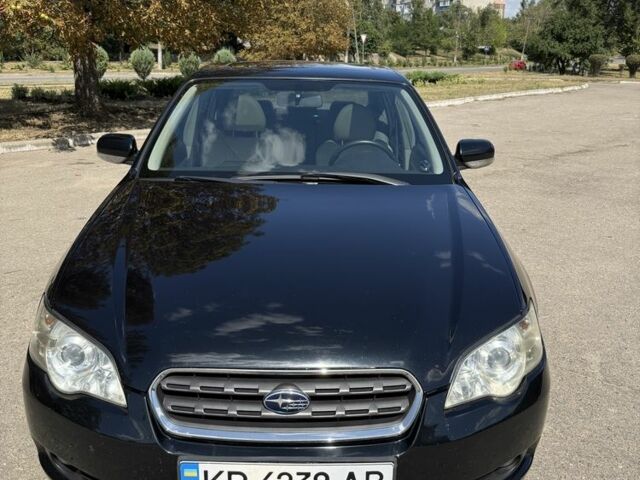 Чорний Субару Легасі, об'ємом двигуна 3 л та пробігом 205 тис. км за 5547 $, фото 1 на Automoto.ua