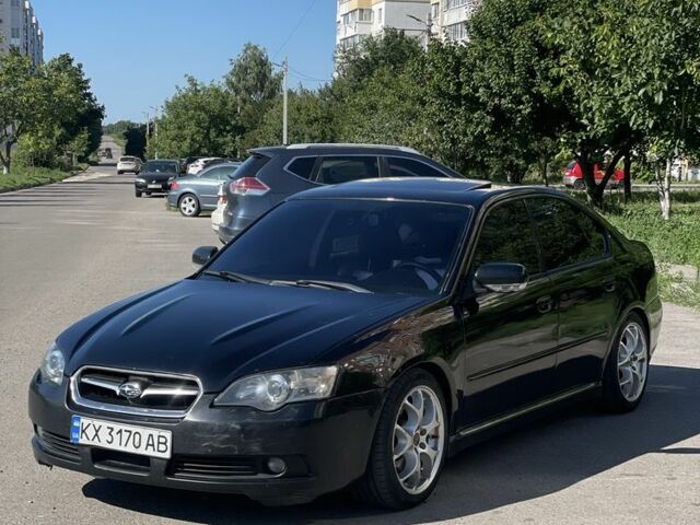 Черный Субару Легаси, объемом двигателя 3 л и пробегом 300 тыс. км за 7422 $, фото 1 на Automoto.ua