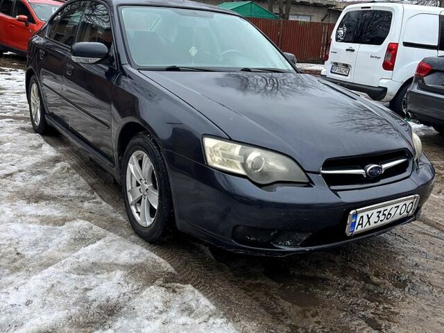 Чорний Субару Легасі, об'ємом двигуна 2 л та пробігом 301 тис. км за 2900 $, фото 1 на Automoto.ua