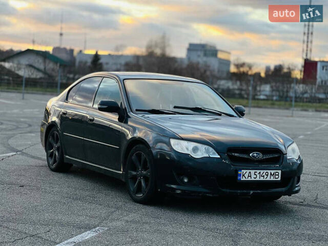 Черный Субару Легаси, объемом двигателя 2.5 л и пробегом 250 тыс. км за 5200 $, фото 1 на Automoto.ua