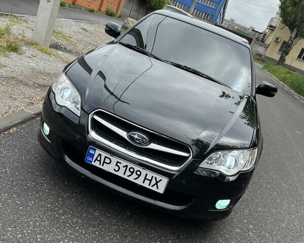 Чорний Субару Легасі, об'ємом двигуна 2 л та пробігом 141 тис. км за 7000 $, фото 1 на Automoto.ua