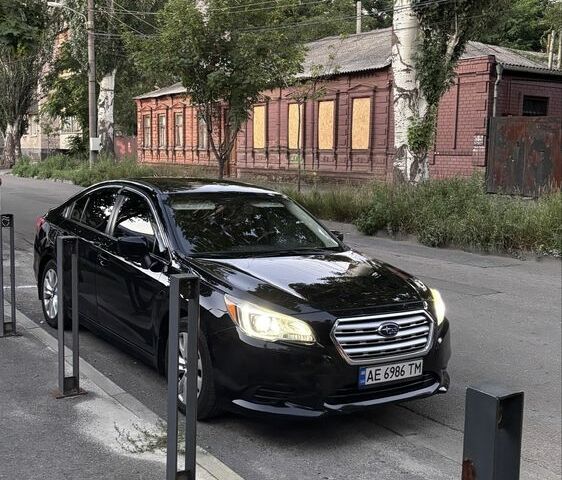 Черный Субару Легаси, объемом двигателя 2.5 л и пробегом 185 тыс. км за 13000 $, фото 1 на Automoto.ua