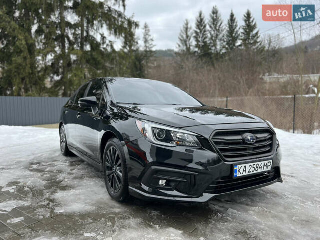 Черный Субару Легаси, объемом двигателя 2.5 л и пробегом 158 тыс. км за 12700 $, фото 1 на Automoto.ua