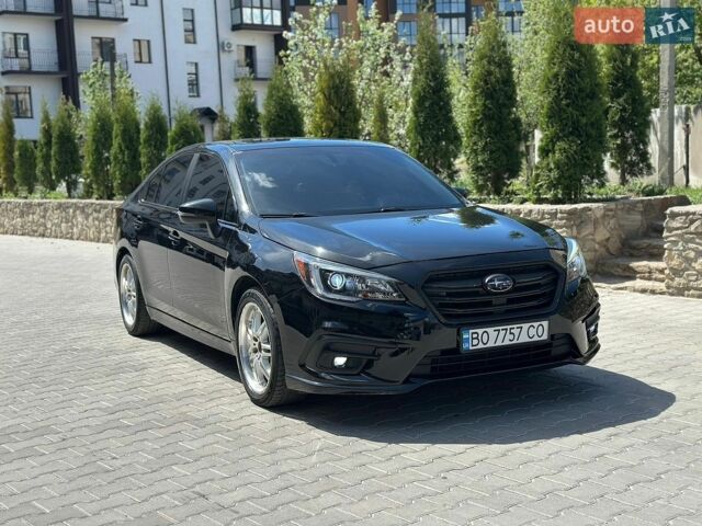 Черный Субару Легаси, объемом двигателя 2.5 л и пробегом 161 тыс. км за 10900 $, фото 1 на Automoto.ua