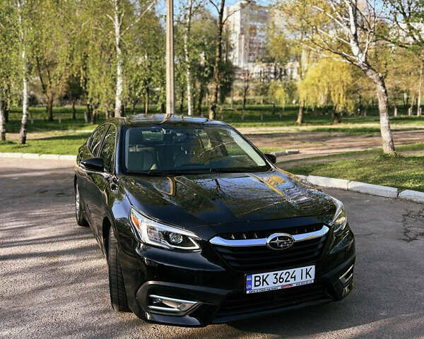 Черный Субару Легаси, объемом двигателя 2.5 л и пробегом 65 тыс. км за 17300 $, фото 1 на Automoto.ua