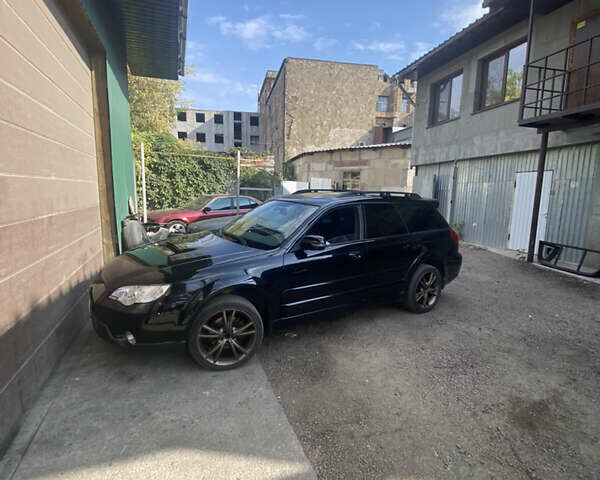 Чорний Субару Легасі, об'ємом двигуна 2.5 л та пробігом 200 тис. км за 7500 $, фото 1 на Automoto.ua