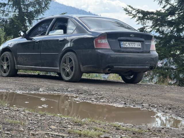 Чорний Субару Легасі, об'ємом двигуна 2 л та пробігом 1000 тис. км за 5016 $, фото 1 на Automoto.ua