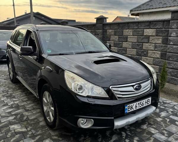 Чорний Субару Легасі, об'ємом двигуна 2 л та пробігом 240 тис. км за 9000 $, фото 1 на Automoto.ua