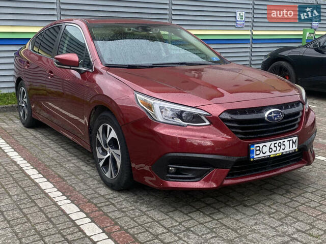 Красный Субару Легаси, объемом двигателя 2.5 л и пробегом 114 тыс. км за 16900 $, фото 1 на Automoto.ua