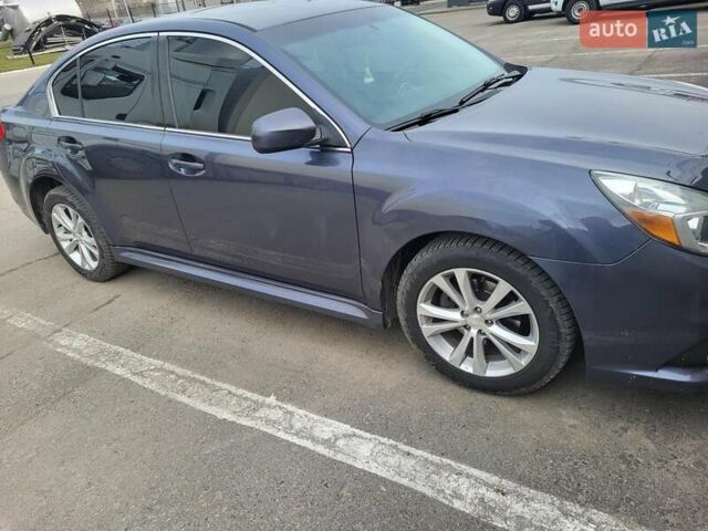 Субару Легаси, объемом двигателя 2.46 л и пробегом 337 тыс. км за 9000 $, фото 1 на Automoto.ua