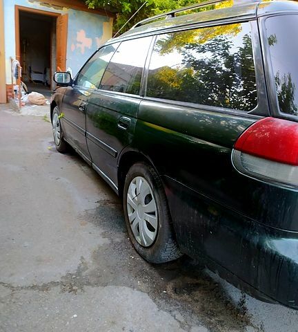 Субару Легаси, объемом двигателя 2 л и пробегом 265 тыс. км за 4300 $, фото 1 на Automoto.ua
