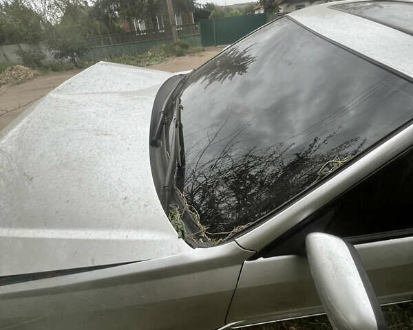 Серый Субару Легаси, объемом двигателя 2 л и пробегом 250 тыс. км за 2300 $, фото 1 на Automoto.ua