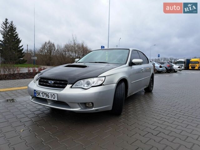 Сірий Субару Легасі, об'ємом двигуна 1.99 л та пробігом 340 тис. км за 4000 $, фото 1 на Automoto.ua