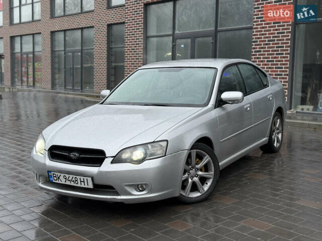 Серый Субару Легаси, объемом двигателя 2.5 л и пробегом 335 тыс. км за 3650 $, фото 1 на Automoto.ua