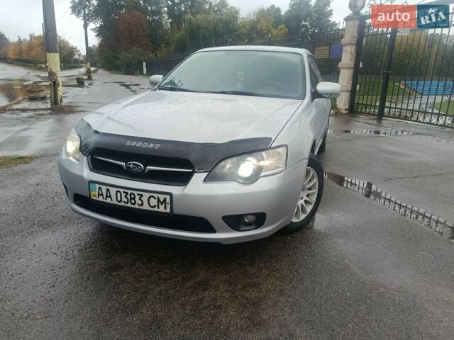 Сірий Субару Легасі, об'ємом двигуна 1.99 л та пробігом 450 тис. км за 5200 $, фото 1 на Automoto.ua