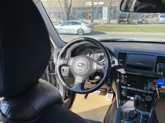 Серый Субару Легаси, объемом двигателя 2 л и пробегом 227 тыс. км за 6100 $, фото 1 на Automoto.ua