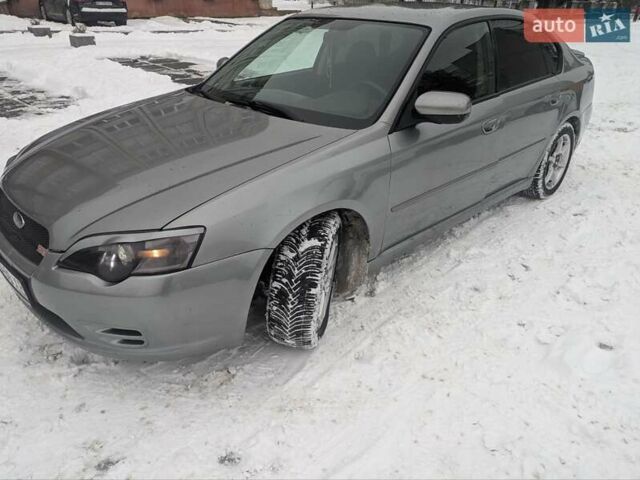 Серый Субару Легаси, объемом двигателя 2 л и пробегом 280 тыс. км за 3900 $, фото 1 на Automoto.ua