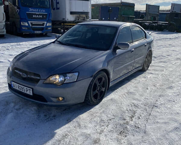 Сірий Субару Легасі, об'ємом двигуна 2 л та пробігом 270 тис. км за 4000 $, фото 1 на Automoto.ua