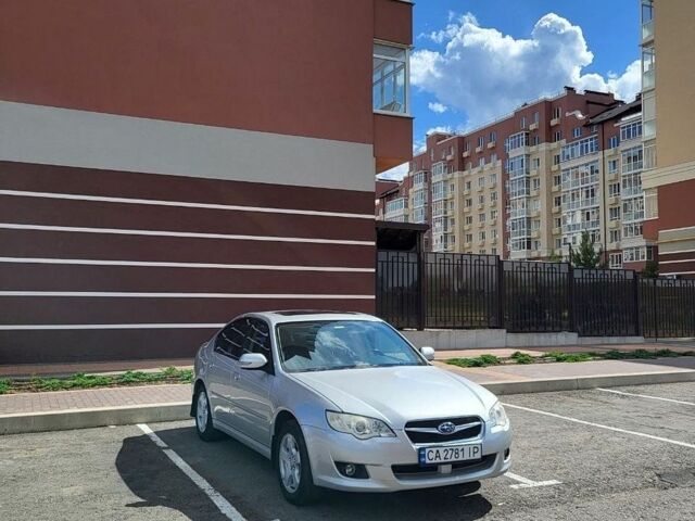 Сірий Субару Легасі, об'ємом двигуна 1.99 л та пробігом 254 тис. км за 4600 $, фото 1 на Automoto.ua