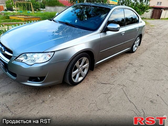 Сірий Субару Легасі, об'ємом двигуна 2 л та пробігом 70 тис. км за 8500 $, фото 1 на Automoto.ua