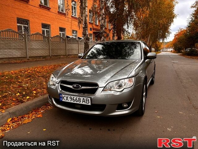 Серый Субару Легаси, объемом двигателя 2 л и пробегом 244 тыс. км за 6500 $, фото 1 на Automoto.ua