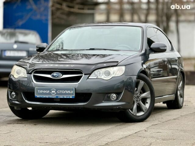 Серый Субару Легаси, объемом двигателя 0 л и пробегом 274 тыс. км за 5900 $, фото 1 на Automoto.ua