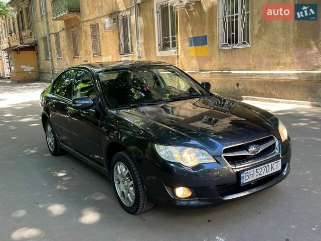 Сірий Субару Легасі, об'ємом двигуна 1.99 л та пробігом 197 тис. км за 4800 $, фото 1 на Automoto.ua